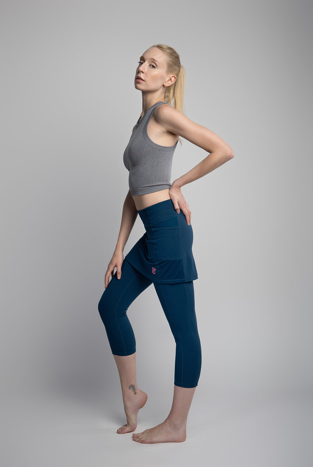 tennis skirt with leggings